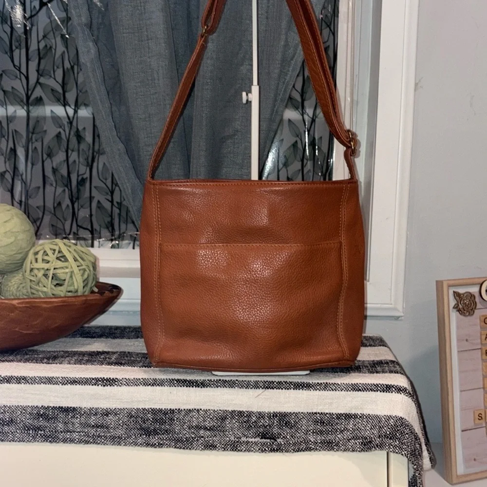 Coach vintage brown leather Crossbody bag